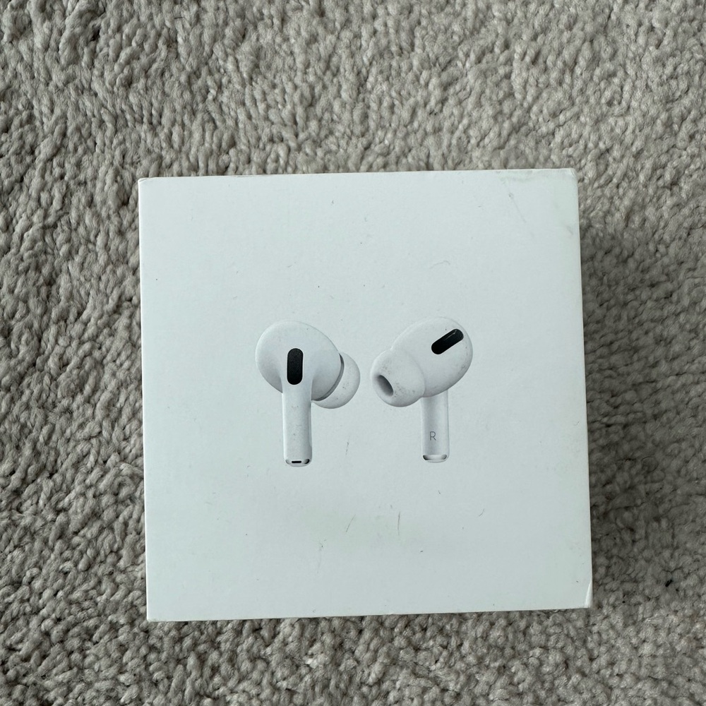 Apple AirPods Case